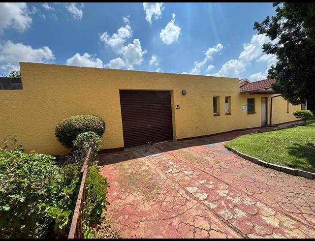 3 BEDROOM HOUSE FOR SALE IN FLEURHOF